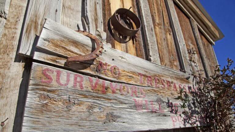 严禁擅闯unionville警告标志