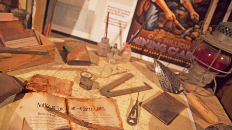 鱼湖峡谷遗产中心和博物馆