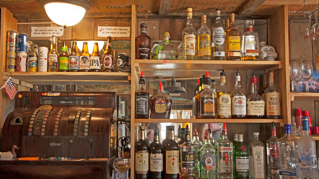 在肮脏的迪克的贝尔蒙特轿车