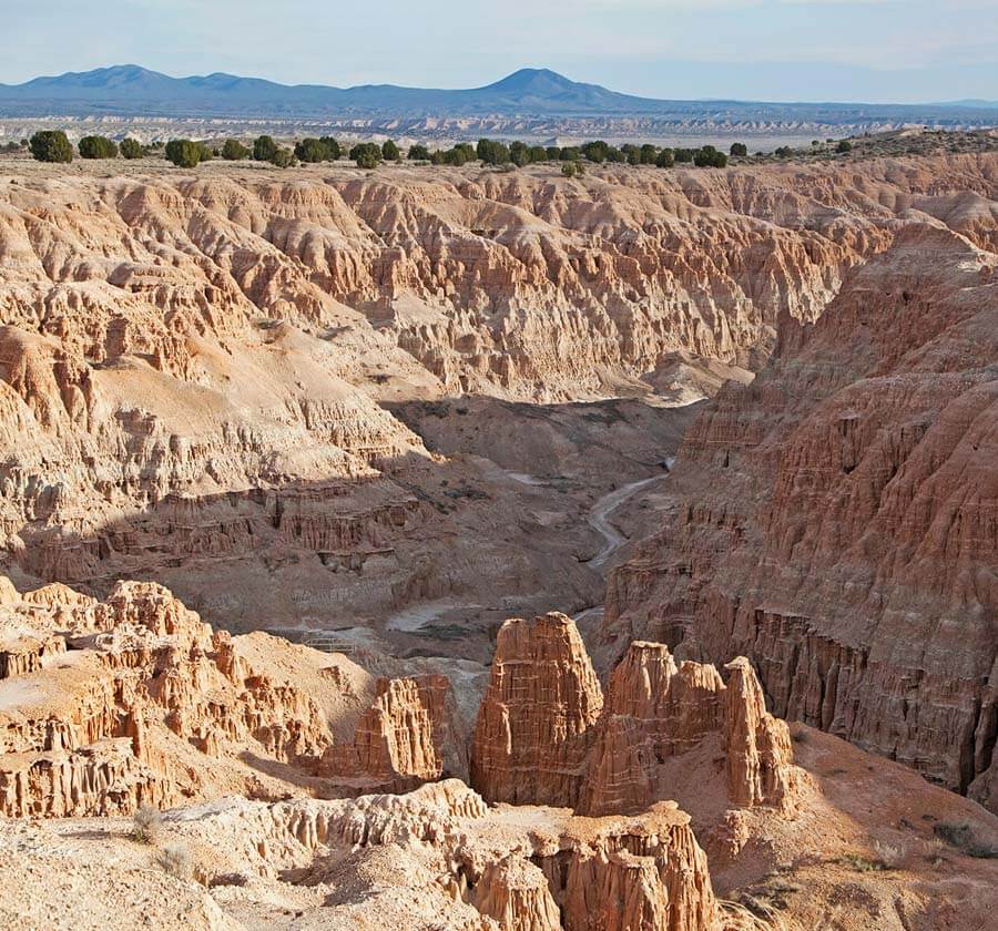 在拉斯维加斯健行步道